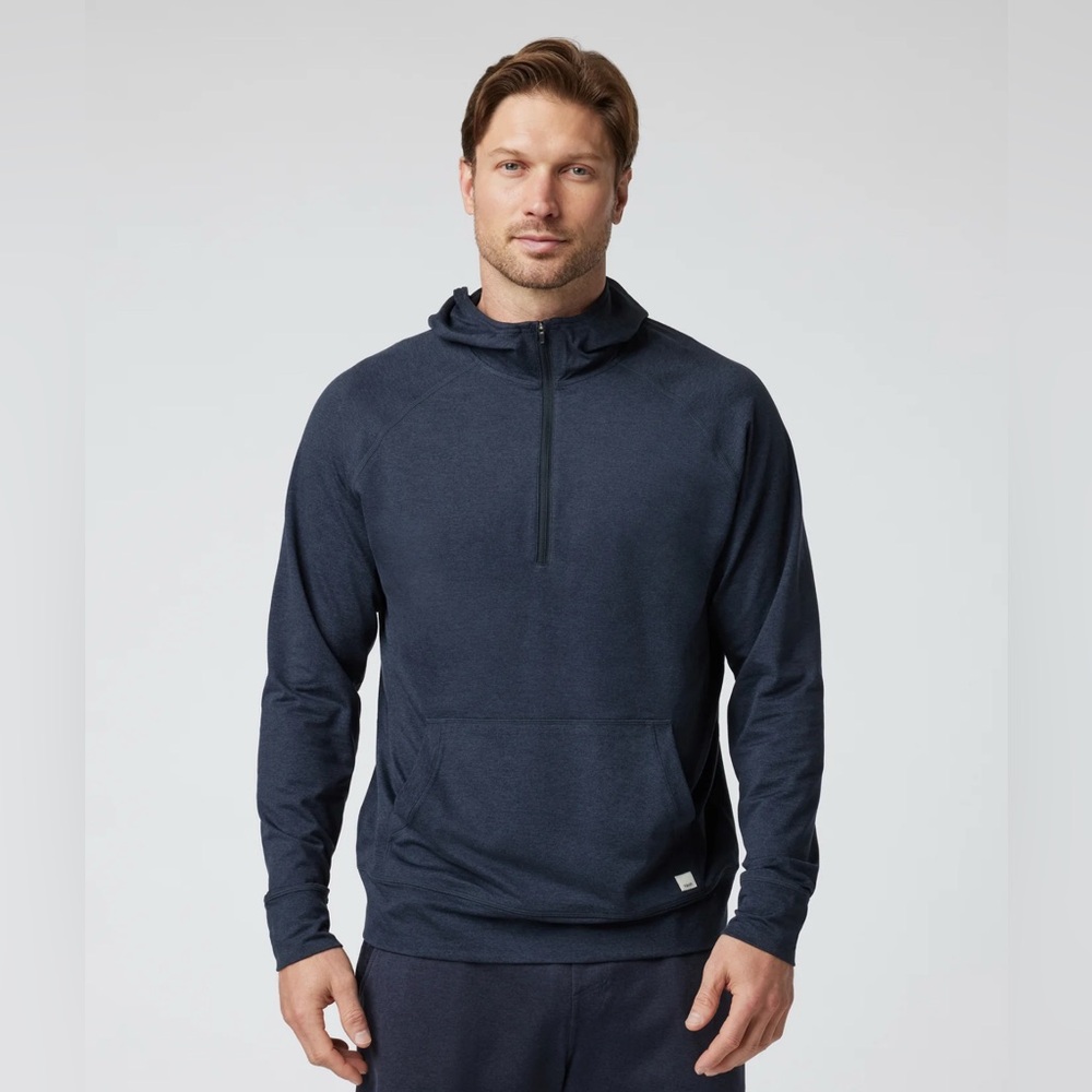 Vuori Ponto Performance 1/2 Zip Hoodie.  Midnight Heather Size Small